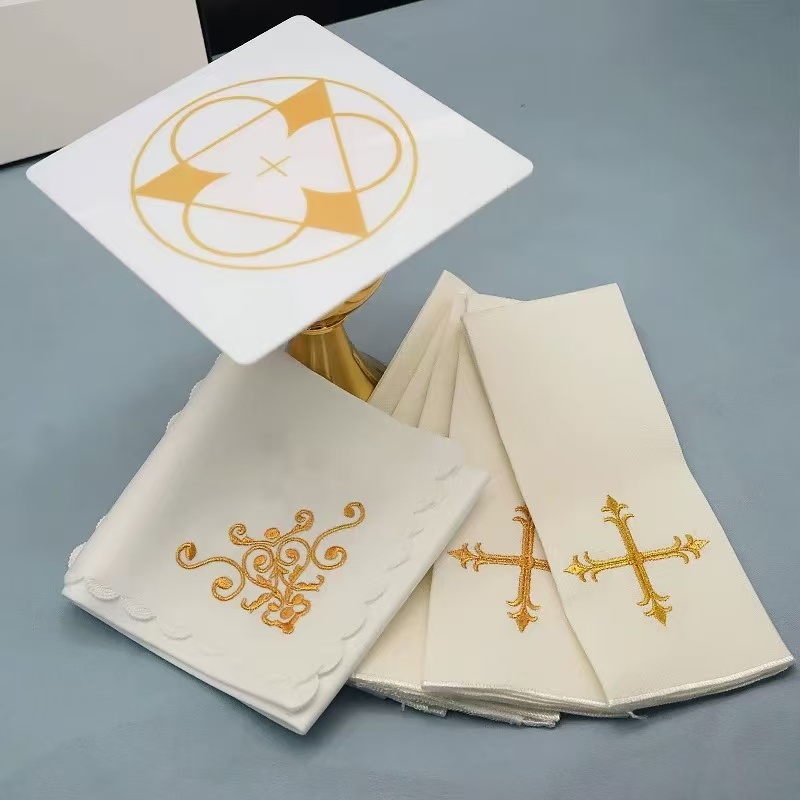Embroidery Towel - مستلزمات الكنيسة: منشفة يد كاثوليكية مطرزة