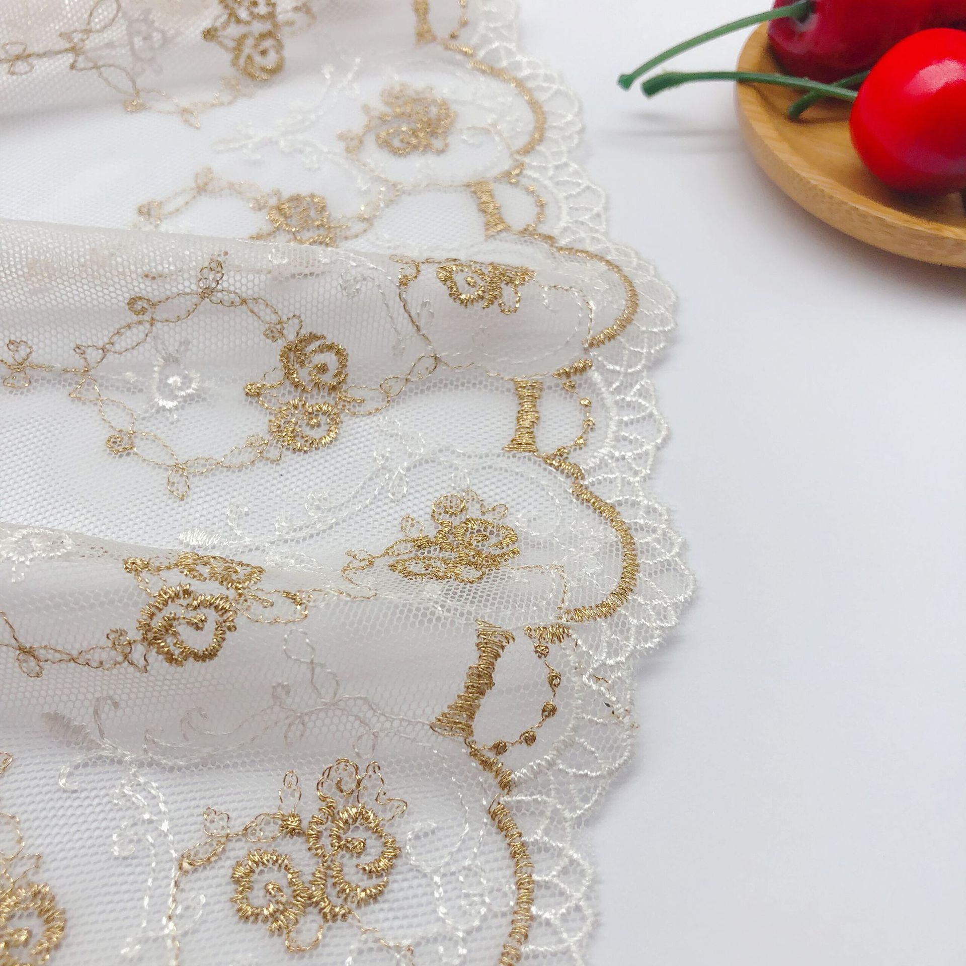 16.2 سنتيمتر عرض شبكة التطريز  - مراجعة Embroidery Roses وسعره