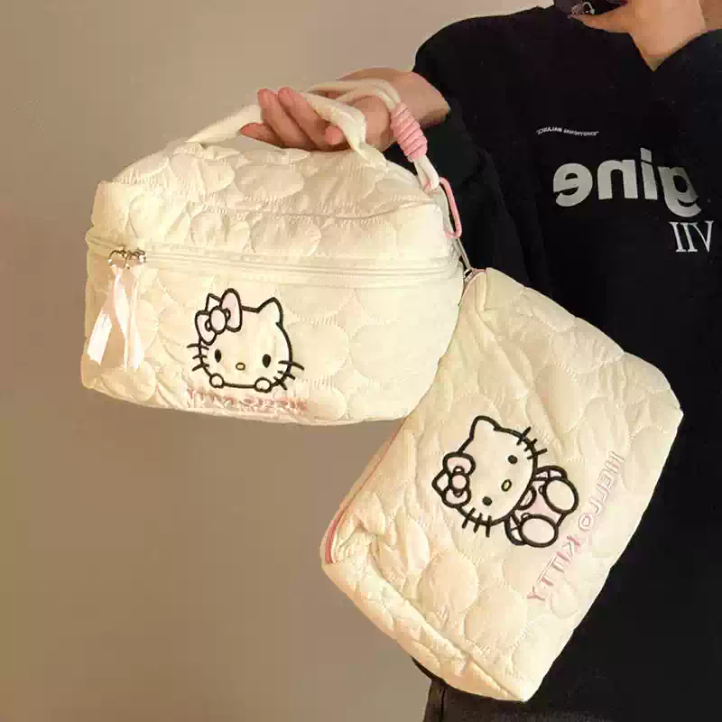 حقائب المكياج المبطنة فائقة ال - مراجعة Embroidery Icon وسعره