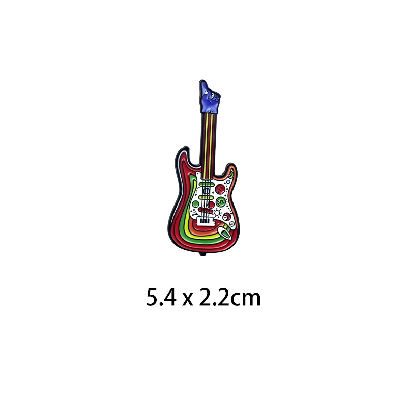 دبوس مينا بتصميم عتيق لفرقة رو - مراجعة Embroidery Icon وسعره