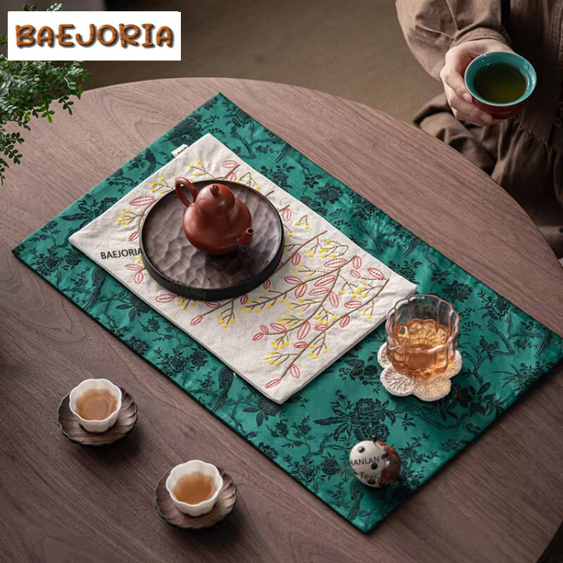 منشفة شاي قماشية مطرزة يدويًا  - مراجعة Embroidery Towel وسعره
